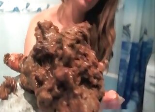 The smile of this poop lover is definitely the best